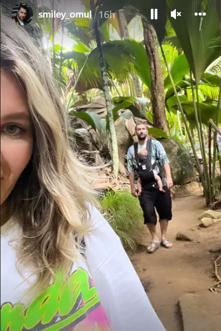 smiley-gina-pistol-si-fiica-in-vacanta-5