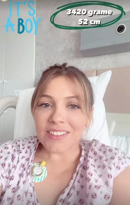 andreea-ibacka-a-nascut-spital-3