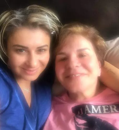 ionela-prodan-anamaria-1-466x620