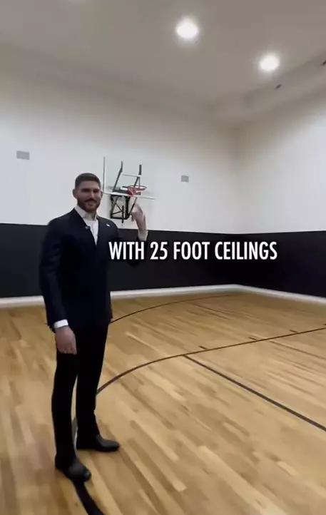 casa din Singur acasă (9)