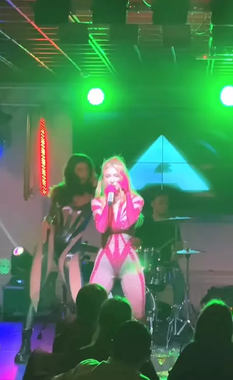 Andreea Balan salopeta 1