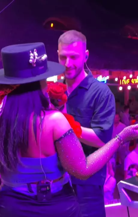 oana-radu-sarutata-pe-scena-4