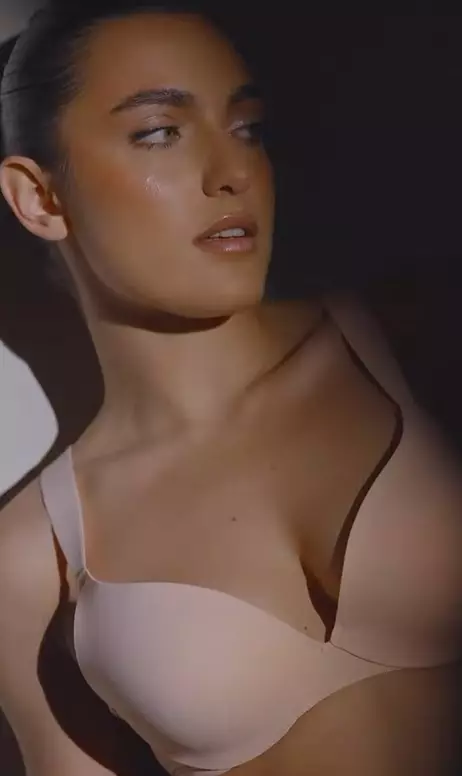 imagini cu Alexia Eram în lenjerie intimă (1)