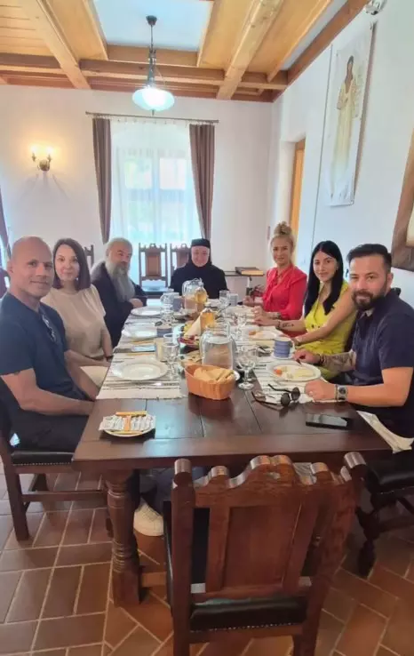 Anamaria Prodan în pelerinaj (6)