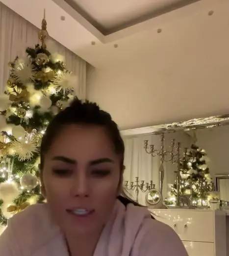 Oana Zăvoranu - imagini brad (1)