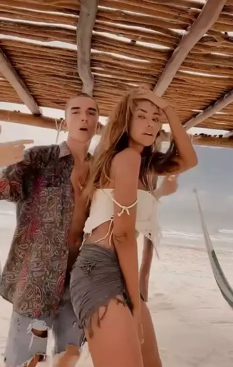 Mădălina Ghenea și Emil Rengle - dans lasciv (2)