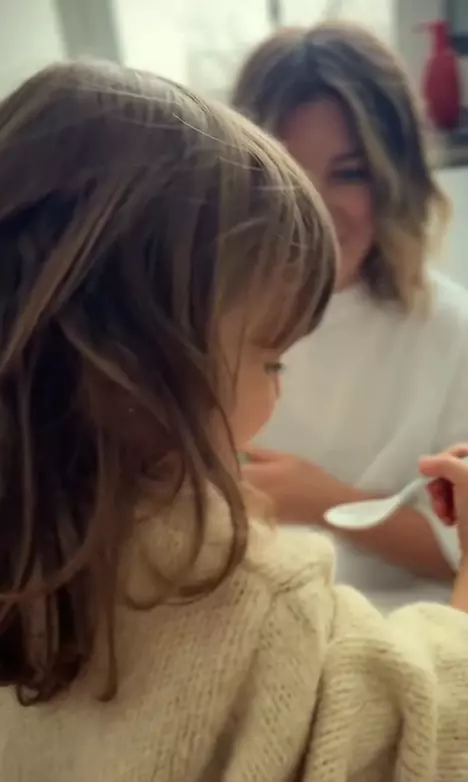 Josephine, fiica lui Smiley și a Ginei Pistol (6)