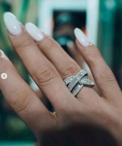 adelina-pestritu-inel-cadou-mos-nicolae-3