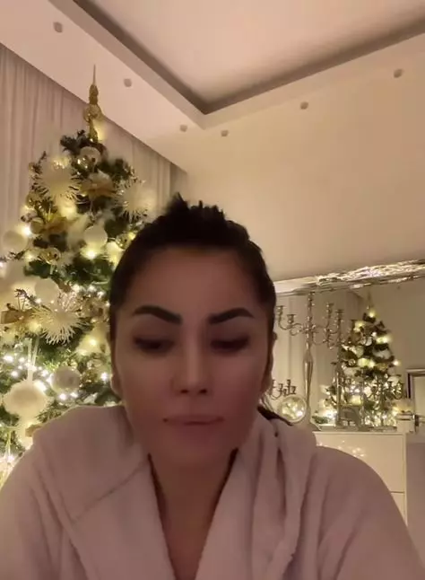 Oana Zăvoranu - imagini brad (2)