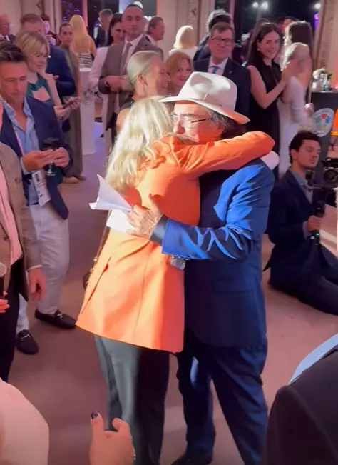 nadia comaneci si al bano 2