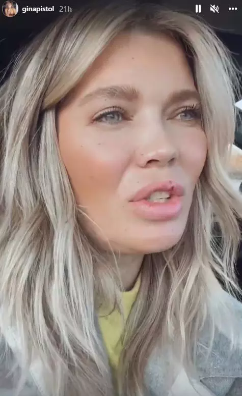 gina-pistol-parcare-supermarket-1