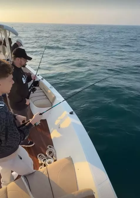 Cătălin Măruță și David la pescuit în Dubai 1