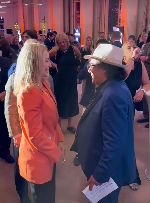 nadia comaneci si al bano 3