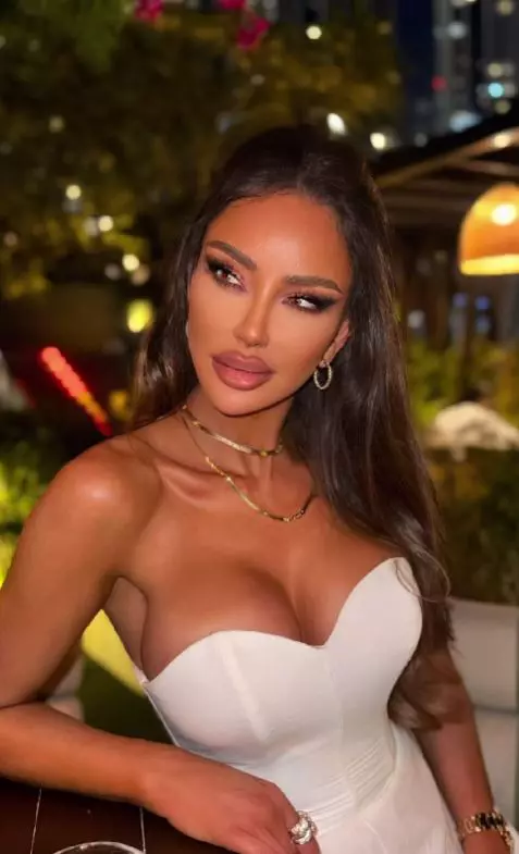 Bianca Drăgușanu (12)