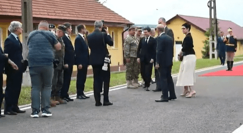 Nicușor Dan l-a primit pe regele Spaniei la Cincu-2