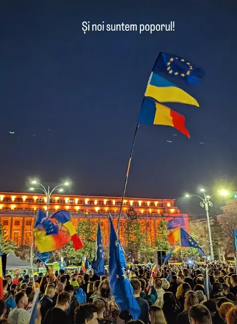 Vladimir Draghia si Alice miting Piata Victoriei 7