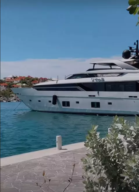Lidia Buble vacanta st barth 10