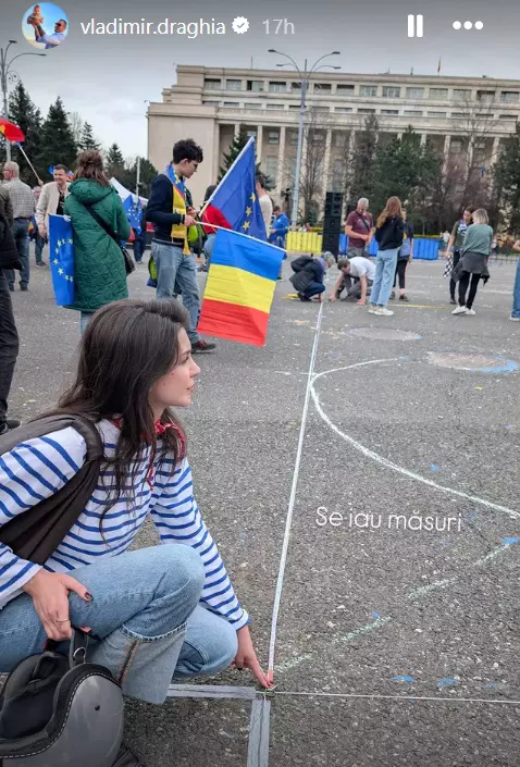 Vladimir Draghia si Alice miting Piata Victoriei 2