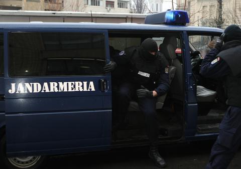 Hoţii au luat 40.000 de lei pe cablurile furate de la Stadionul Naţional 