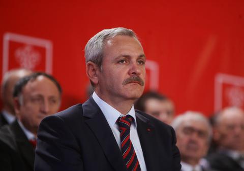 Liviu Dragnea, secretar general PSD, vrea să-i scoată pe români la vot cu o tombolă naţională