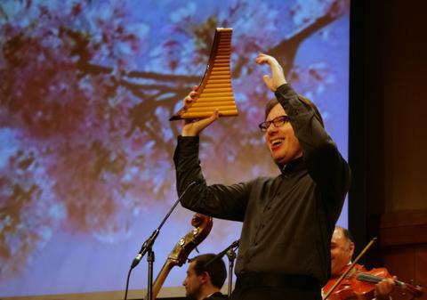 Nicolae Voiculeţ - primul român premiat de UNESCO cu ”Darul Mărului”