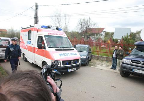  Poliţistul bătut de un interlop, în 2010, în stare gravă la Spitalul de Urgenţe Floreasca