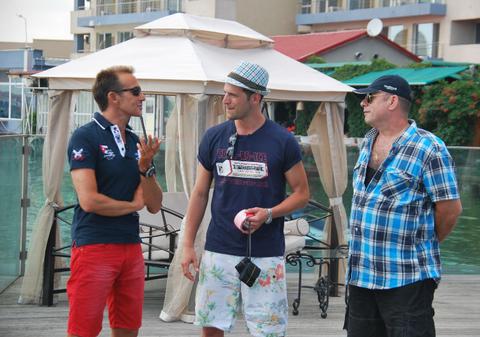 Radu Mazare si Americanu’ fac ravagii pe plaja din Mamaia