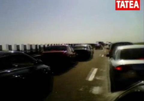 Coadă incredibilă pe Autostrada Soarelui şi nouă accidente  