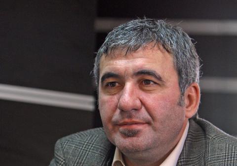 Gheorghe Hagi aşteaptă ca Adrian Mutu să-l invite la masă!