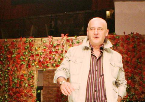 Mircea N Stoian, la vânătoare de pantofi în Barcelona