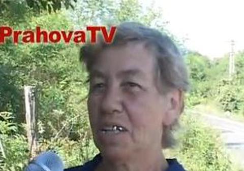 Video | O prahoveancă: "Am pupat, da nu ştiu ce sunt moaştele. E ceva desenaţi, doar n-o pune oameni vii"