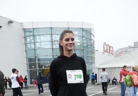Laura Giurcanu, mezina Next Top Model s-a trezit la şase dimineaţa ca să ajungă la cros