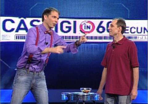 Tată şi fiică îşi dozează adrenalina la Câştigi în 60 de secunde Vezi cine va fi tătic în faţa noilor provocări!