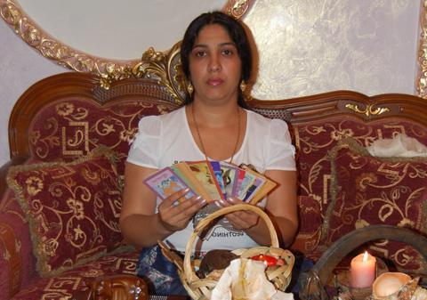 Exclusiv | Vrăjitoarea Sultana: ”Huidu şi-a atras nişte blesteme cumplite”. Vezi de la cine!