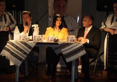 Nicolae Furdui-Iancu va concerta singur, trei ore, pe scena Sălii Palatului 