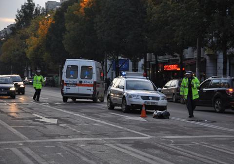 Pieton ucis în centrul Capitalei după ce a traversat aiurea