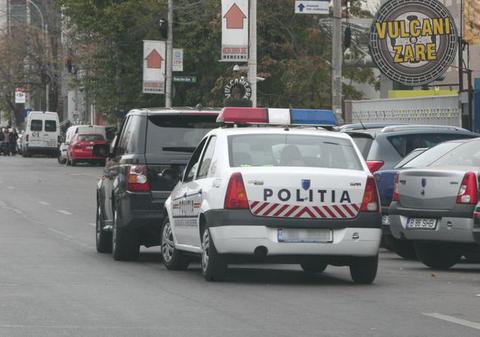 Banda bătrânilor jefuia călătorii din mijloacele de transport din Capitală