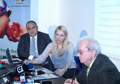 Daciana Sârbu a lansat o carte de bucate  pentru copii