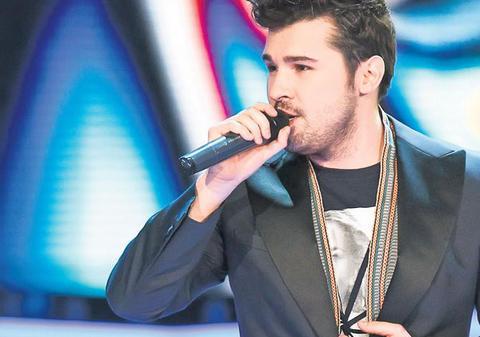 Dragoş Chircu, finalist la Vocea României, ar vrea o carieră şi în Anglia şi în SUA