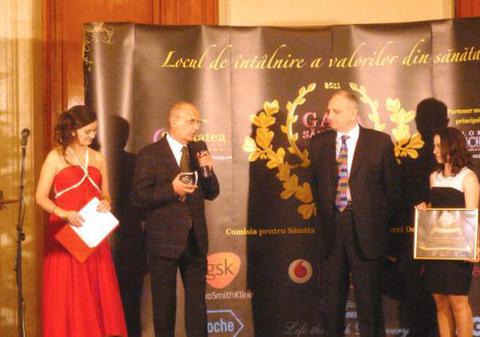 Gral Medical a obţinut Premiul de Excelenţă în Inovaţie pe Oncologie la Gala Sănătăţii 2011 