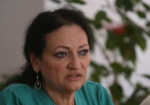 Dr Monica Pop: "Am văzut un om murind de la o petardă. Nu le cumpăraţi!"