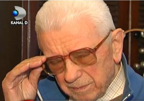 La cei 91 de ani, Temistocle Popa a fost ajutat de un necunoscut. El va avea unde să locuiască!