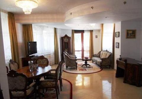 A lăsat la preț peste 1 milion de euro ca să-și vândă casa