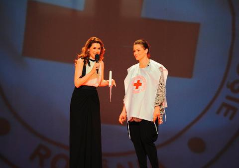 Iuliana Tudor, voluntar special al Crucii Roşii Române