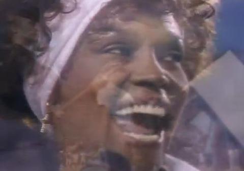 WHITNEY HOUSTON A MURIT | Momentul în care artista a emoţionat până la lacrimi milioane de oameni | VIDEO 