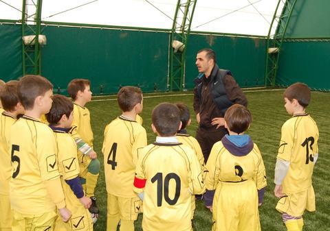 Fostul fotbalist armean de la Steaua sau Timişoara, Arman Karamian, a devenit antrenor la juniorii Concordiei Chiajna