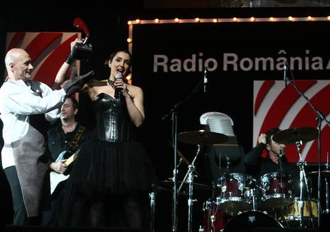 Nico, cea mai bună interpretă la Premiile Radio România!