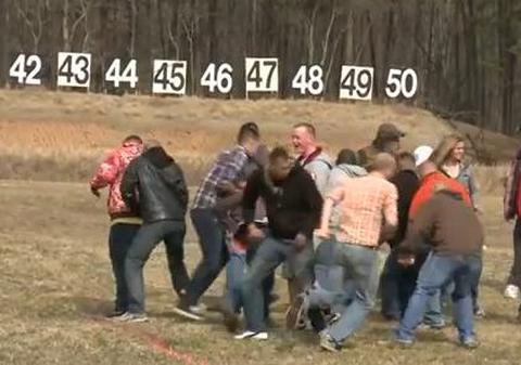 Arma pe care nu o veţi vedea, nu o veţi auzi, nu o veţi mirosi. Dar o veţi simţi! E arma care va controla mulţimea! VIDEO