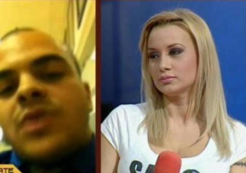 Aşa ceva niciodată nu v-aţi fi imaginat! Ţăranu' cu Maserati a cerut-o de nevastă, în direct, pe Pamela de România. Vezi reacţia blondei!