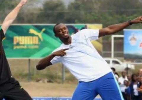Prinţul Harry s-a întrecut cu Usain Bolt şi a câştigat cursa! | VIDEO